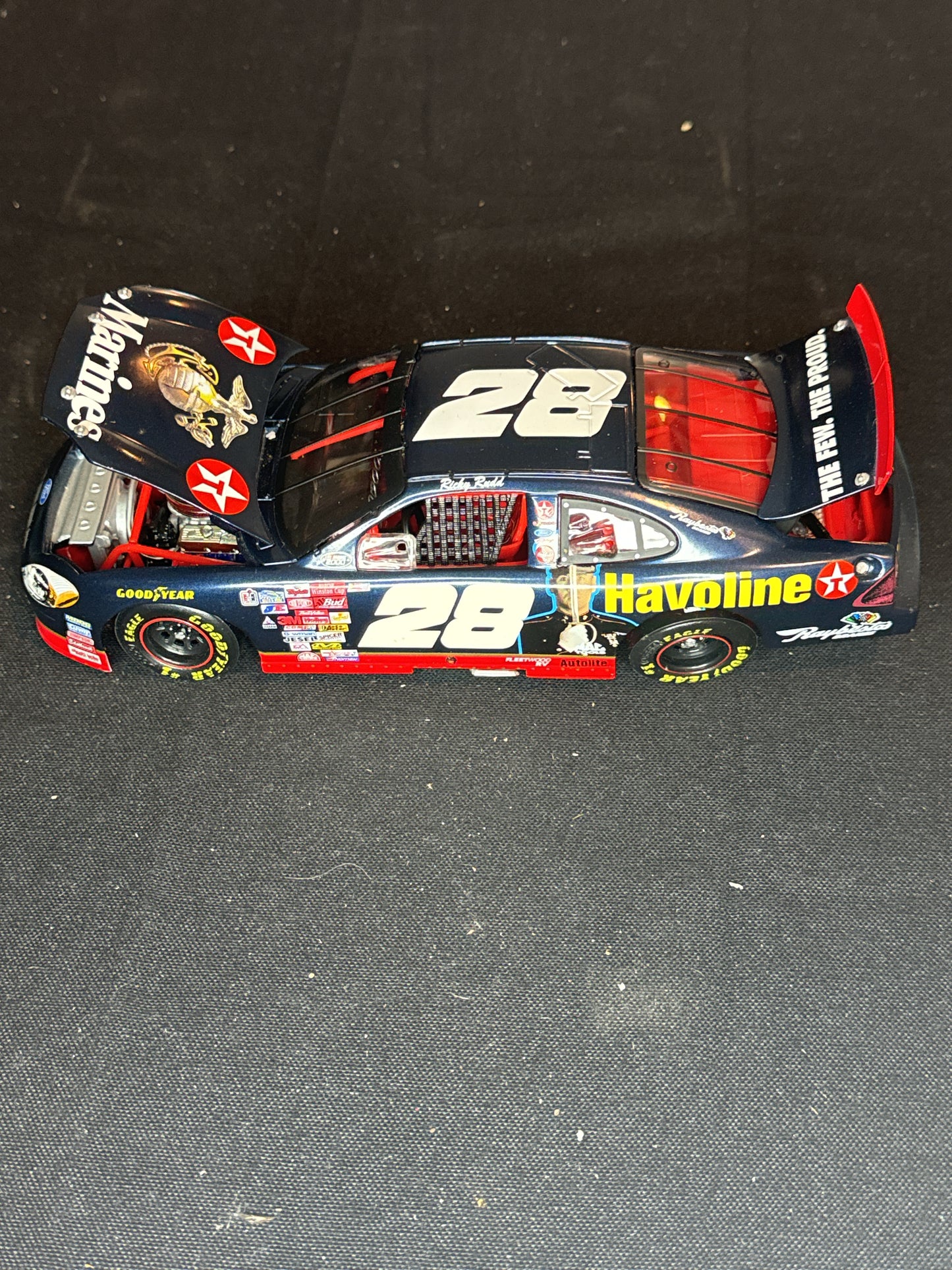 Action Ricky Rudd #28 Armed Forces/Marines NASCAR 2000 1:24 Ford Taurus Havoline