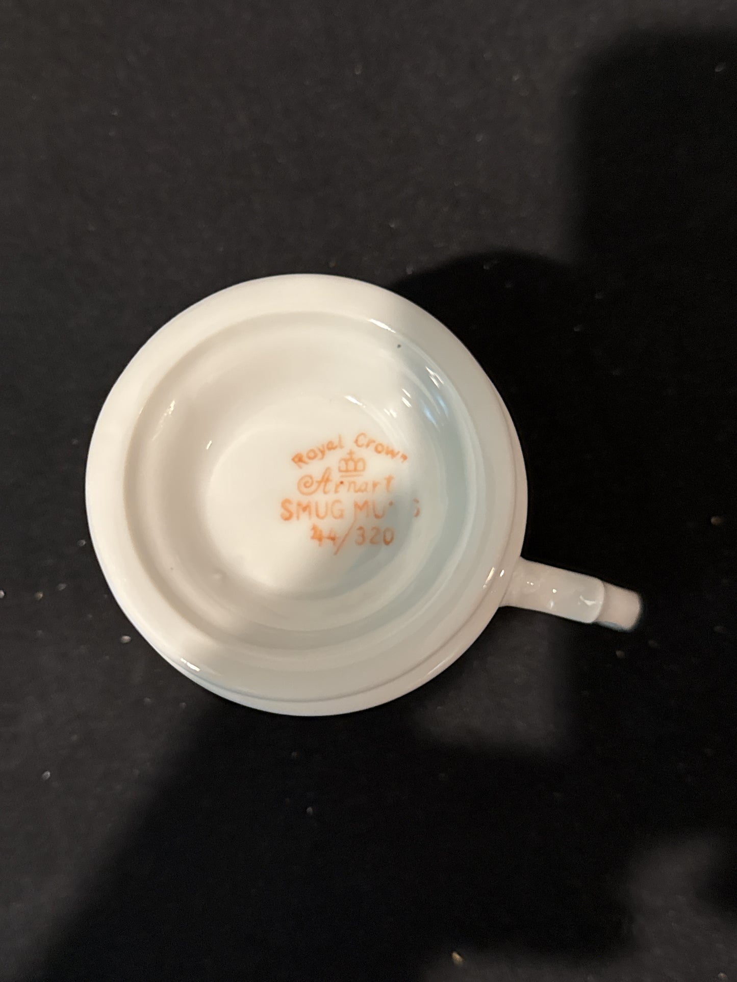 Vintage Rare 1960's Smile Smug Mug 44/320 Footed 3 7/8" Tall