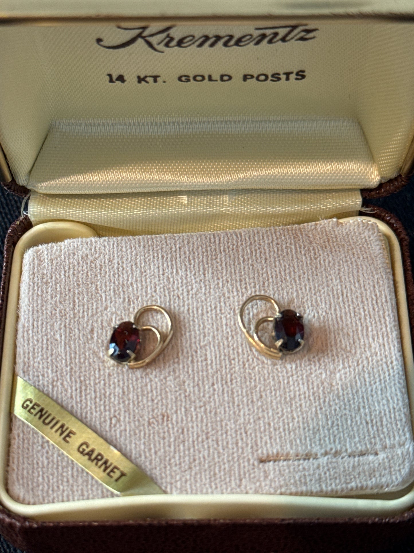 Vintage Krementz Garnet Earrings 14KT Gold Posts In Case