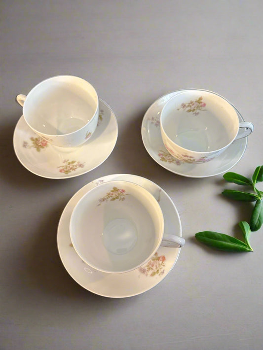 Vienna China Pattern VNN49 Floral Pink Green Leaves 3 Teacups & Saucers & 1 Creamer
