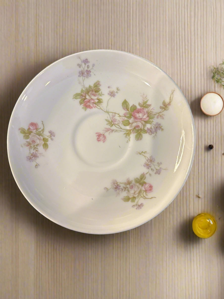 Vienna China Pattern VNN49 Floral Pink Green Leaves 3 Teacups & Saucers & 1 Creamer