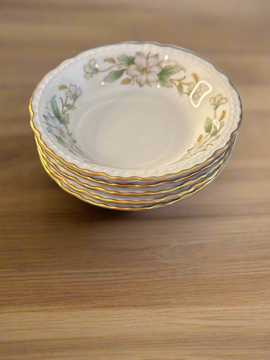 Five (5) Arcadia by Vogue Fruit Cups 5.25" Wide Scalloped Dogwoods Governor's Mansion