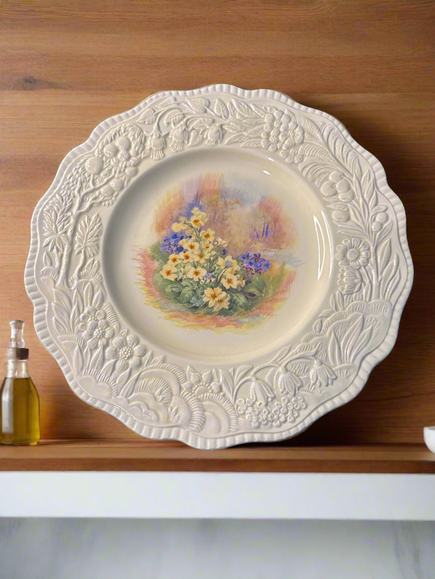 Crown Ducal England CRD221 Pattern 11" Dinner Plate