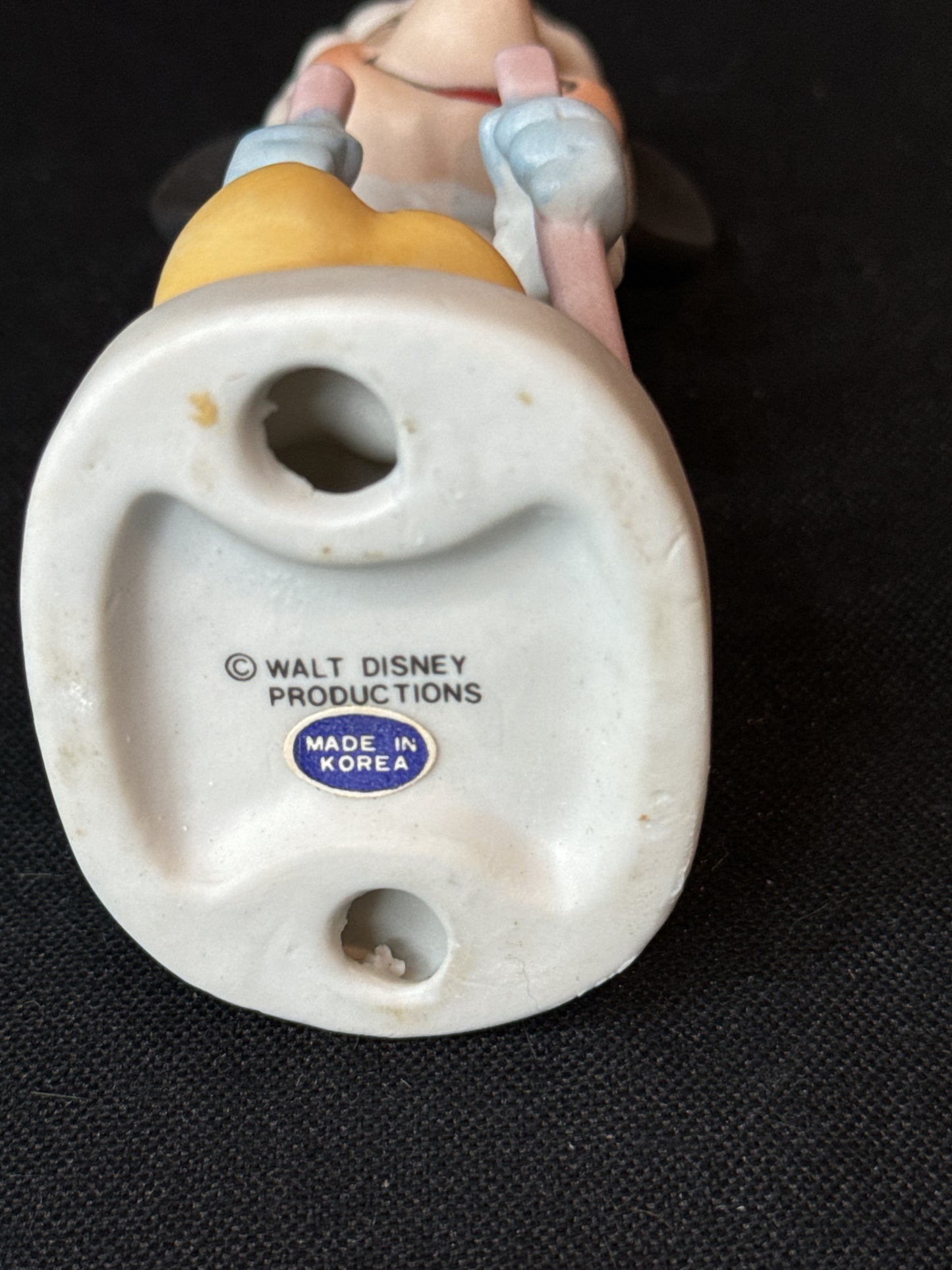 Minnie Mouse Disney Skiing Ceramic Figurine 4" Tall