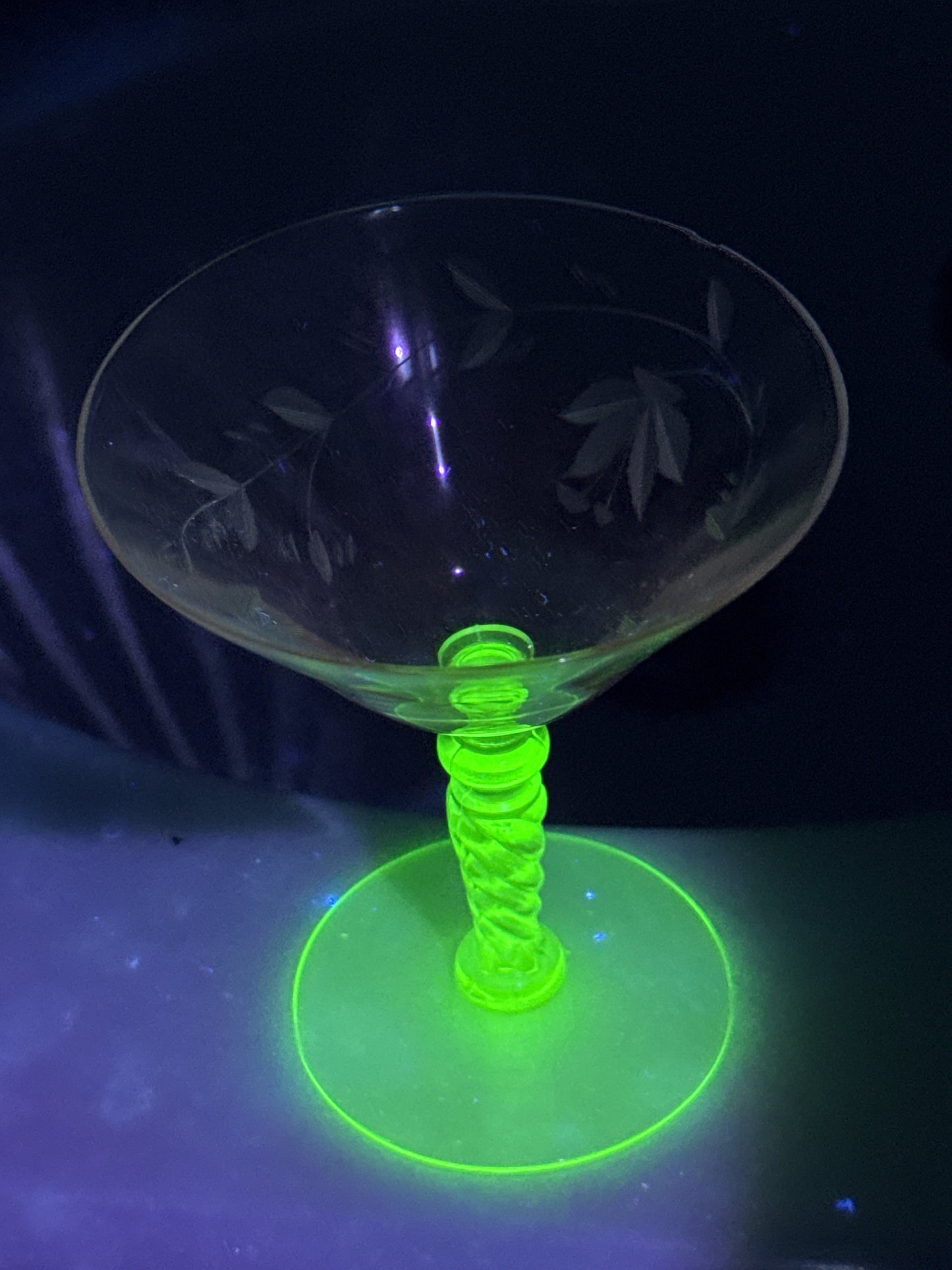 Weston WGL24 Champagne Tall Sherbert Uranium Glass 4.75" Tall