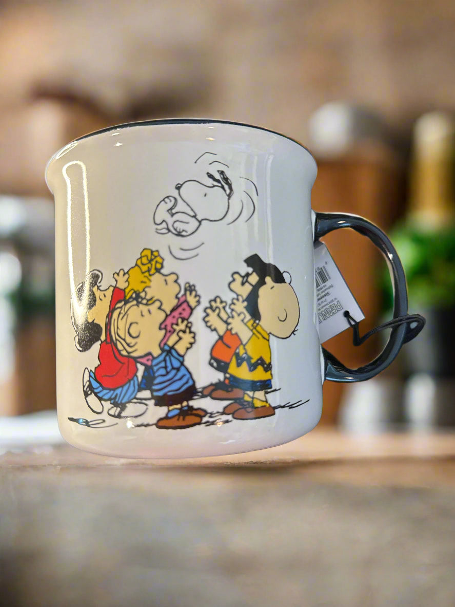 Gibson Peanuts Large Coffee Cup Mug Peanuts Gang Snoopy Black Handle 4.25" Tall New