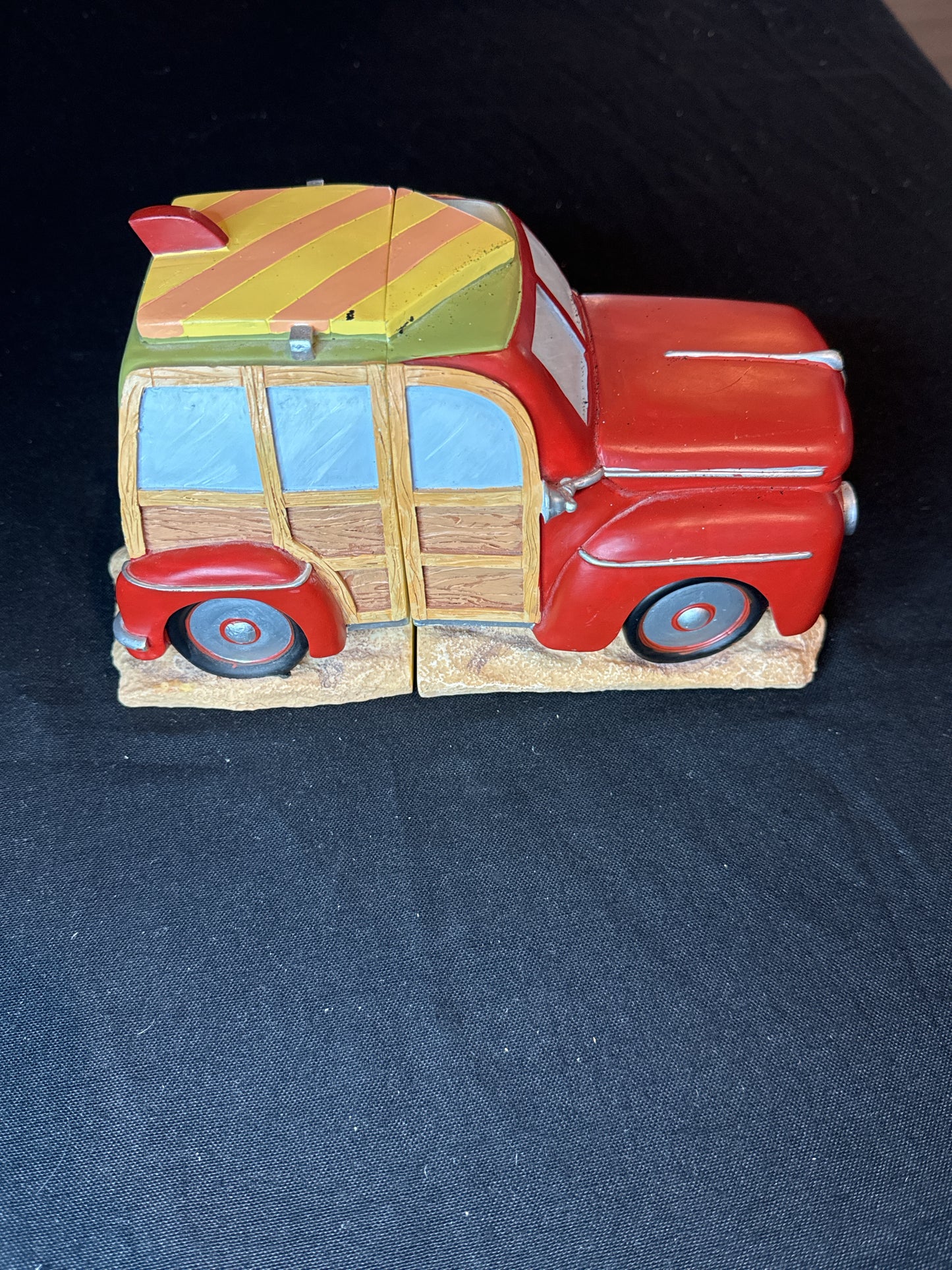 Burton & Burton Classic Woody Wagon Bookends Fib#615128 Resin 5" Tall