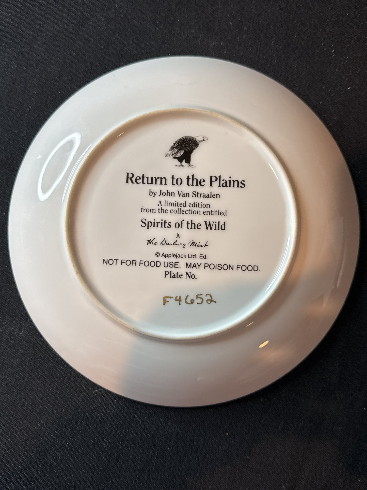 "Return To The Plains" Danbury Mint Collectible Plate 8 1/8" LTD by John Van Straalen F4652