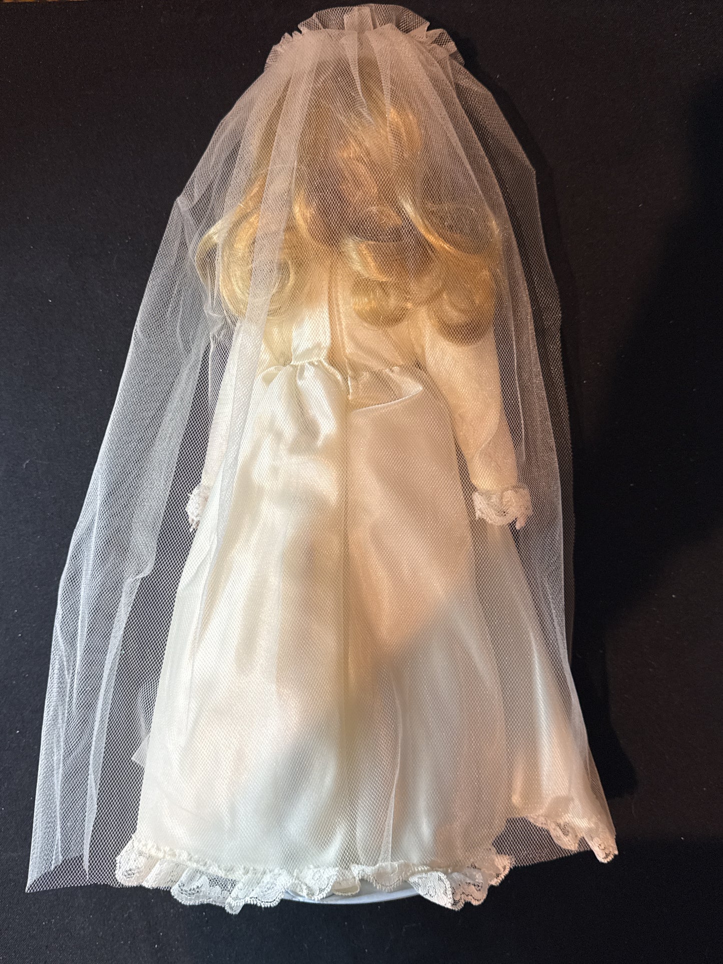 Porcelain Bride Doll The Heritage Mint Collection 16" Tall w/ Stand