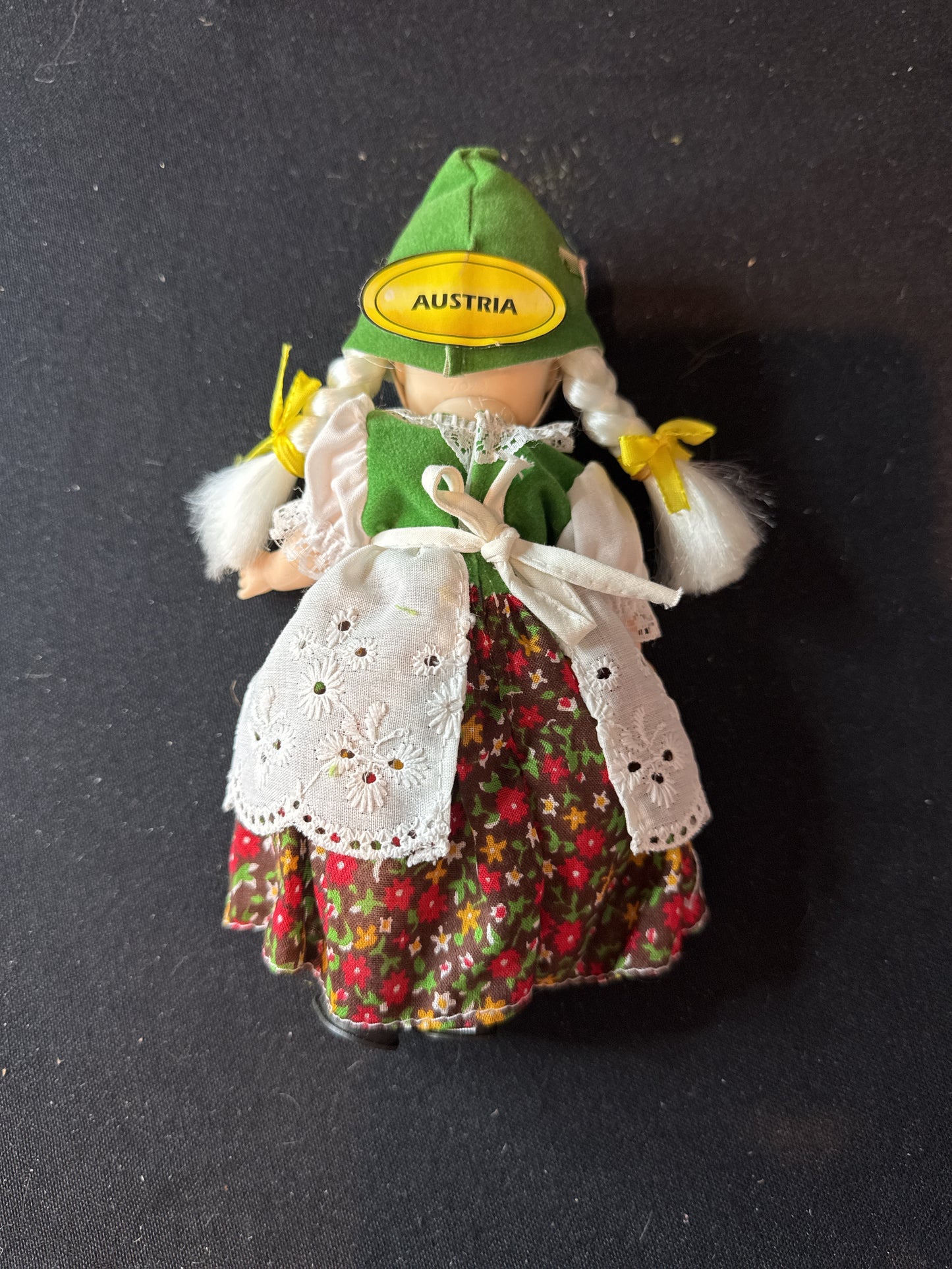 Bookcase Collectable Doll The New Bright Collection No. 900 Austria 1992
