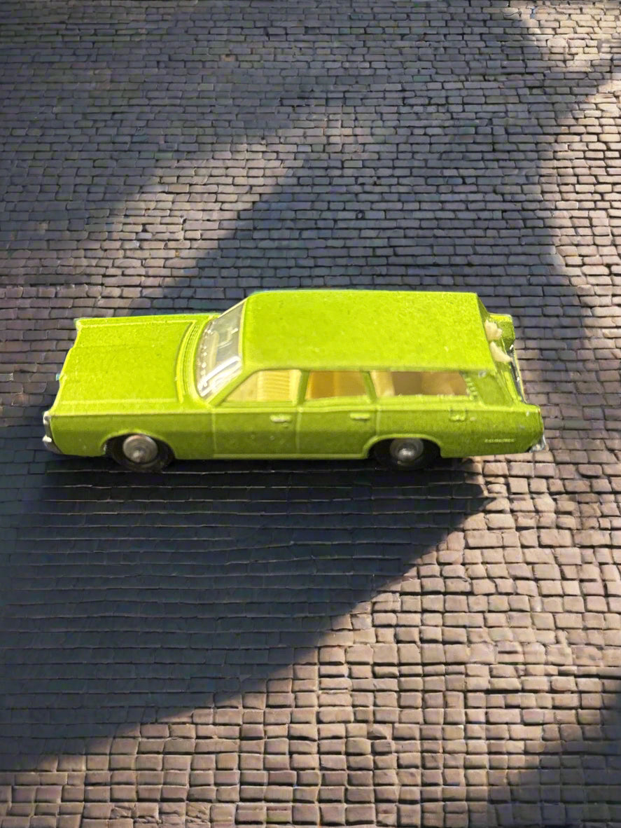 Vintage 1968 Matchbox Diecast 1/64 Lesney Green Mercury Station Wagon 55 or 73 w/ Dogs