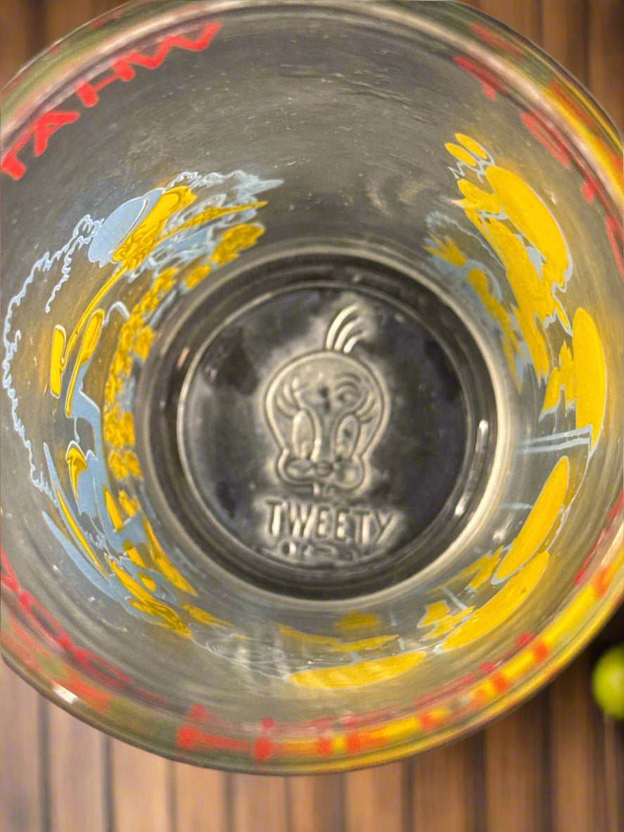 Vintage Warner Bros. Looney Tunes 1974 Bugs Bunny "What's Up, Doc-Fresh Carrots" Glass