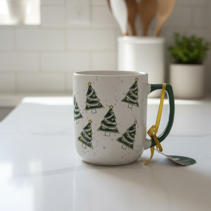 Christmas Tree Coffee Mug with Red Interior and Christmas Tree Emblem Inside 14oz 4.25" Tall New