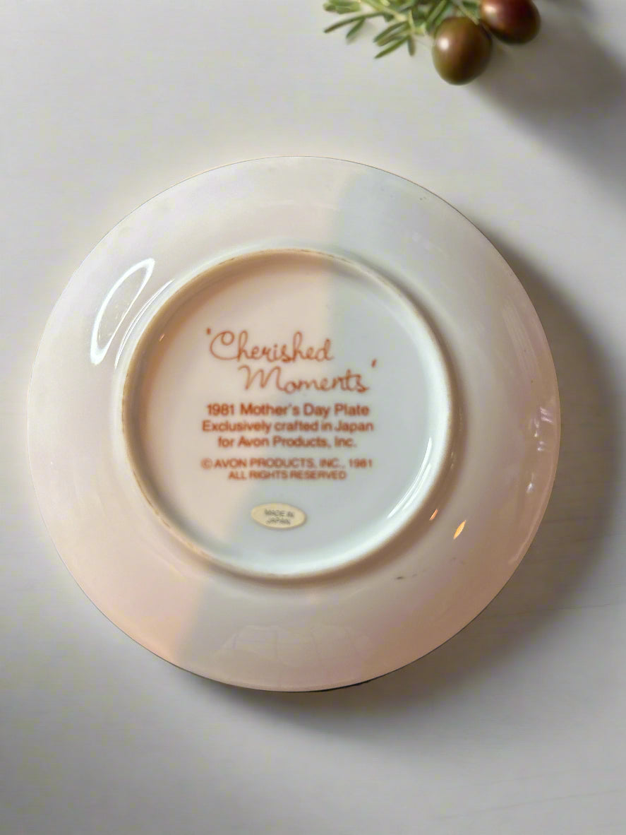 Avon 5" Mother's Day Collector's Plate 1981 Cherished Moments Last Forever