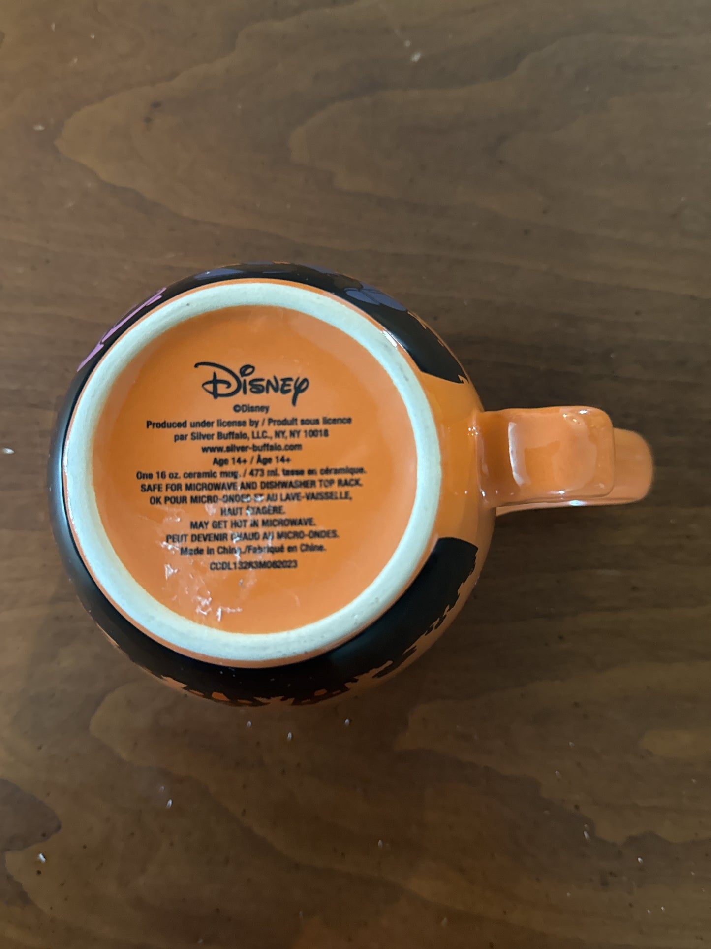 Disney Mickey & Minnie Mouse Happy Halloween. Coffee Mug Cup 16 ounce 3.5" Tall, 4" Wide