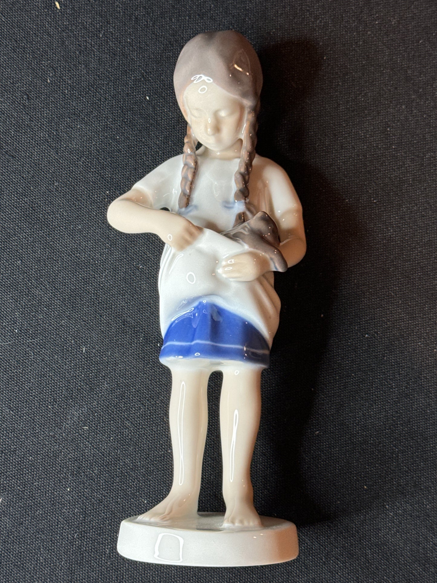 Vintage Bing & Grondahl B&G Porcelain Figurine "Girl with Cat" #1779 6 5/8" Tall