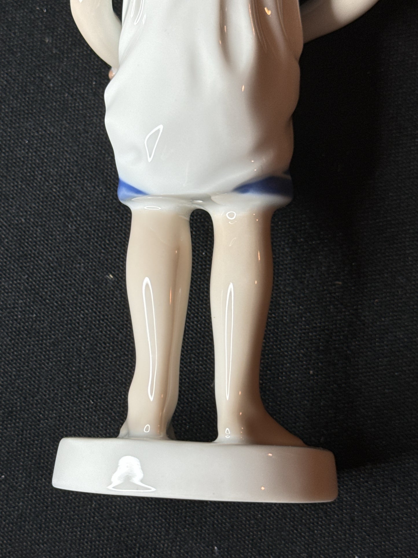 Vintage Bing & Grondahl B&G Porcelain Figurine "Girl with Cat" #1779 6 5/8" Tall