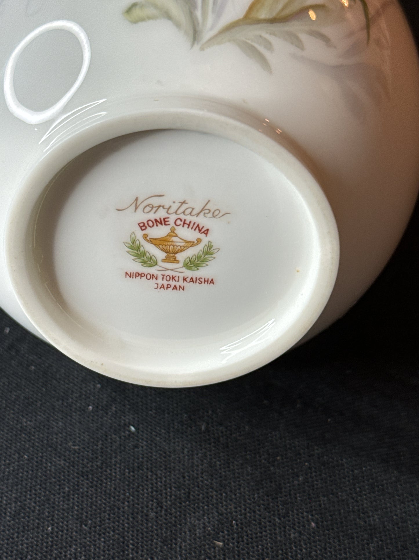 Noritake Nippon Bone China Vase Red and Pink Flowers Gold Trim 7" Tall Signed