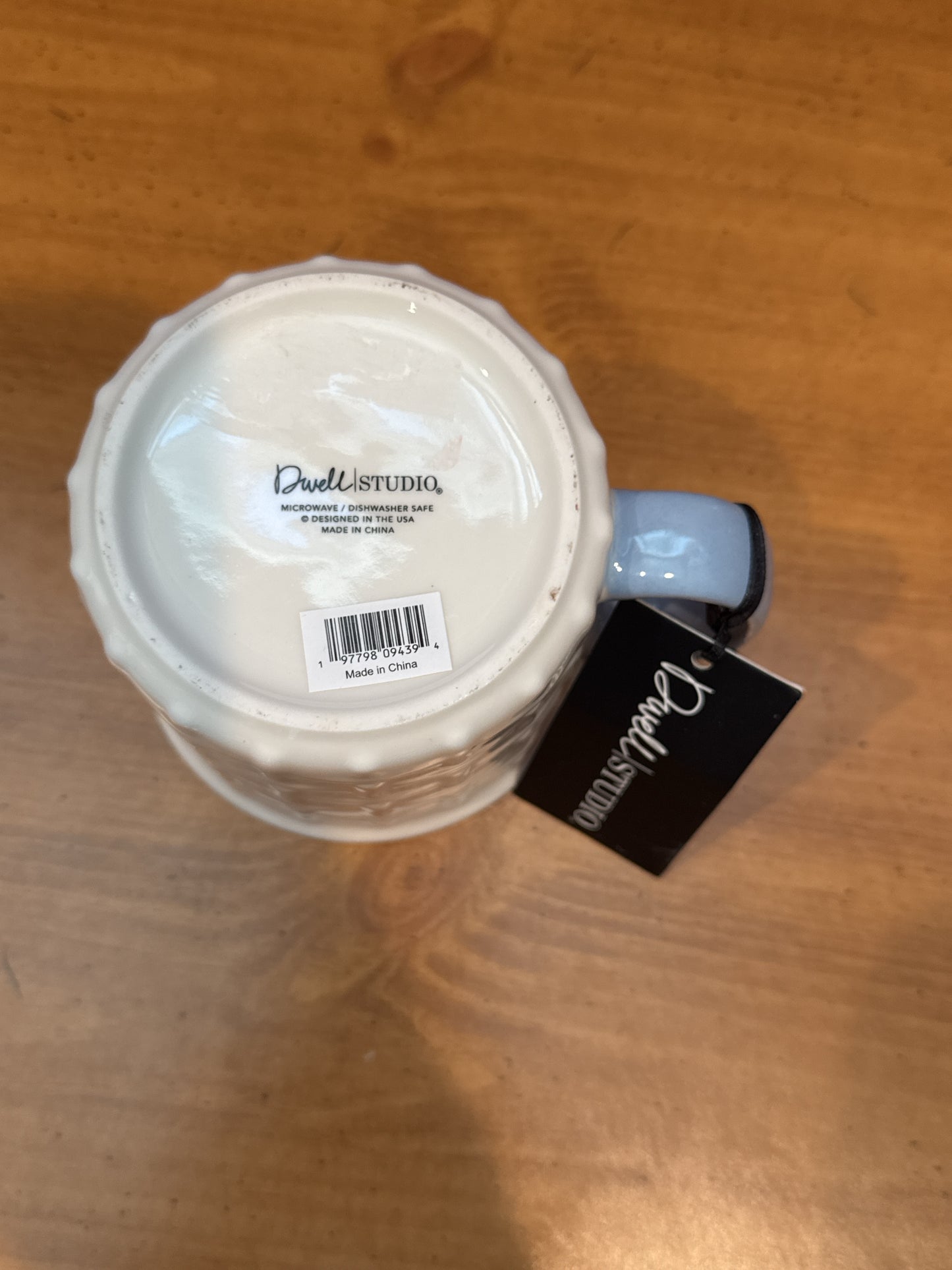 Dwell Studio White & Blue Checkered Interior White Patchwork Exterior Coffee Cup Mug 3 7/8" Tall New