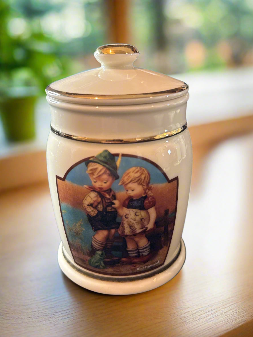 1991 Hummel Danbury Mint Full Porcelain Cookie Jar Canister Set of 4 Germany Seal Rings