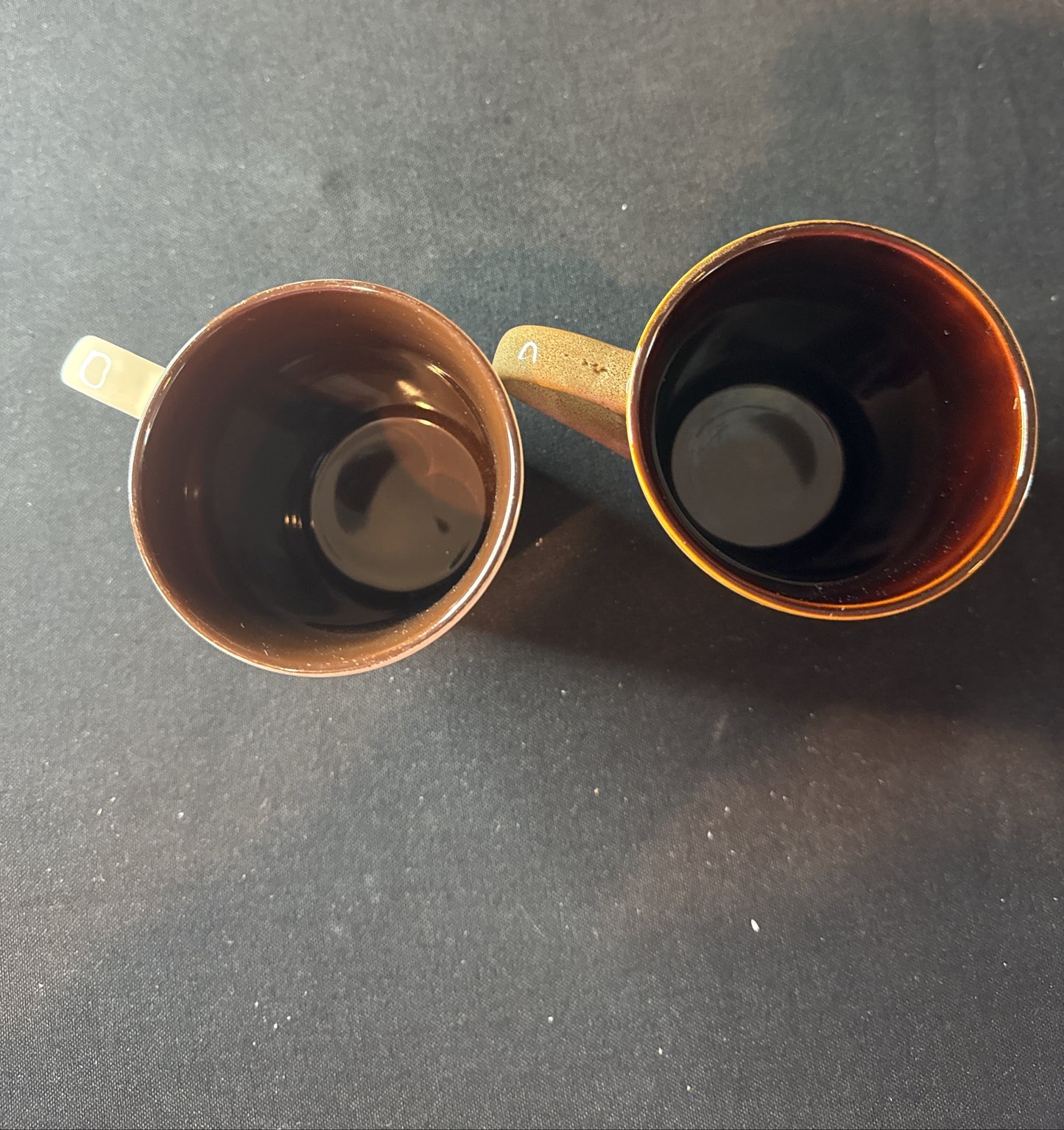 Pair of 4" Coffee Cups Mugs Brown Interior New