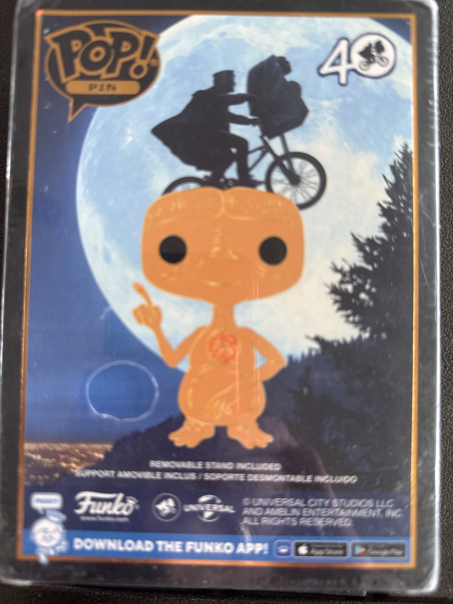 Funko Pop! E.T. Extra Terrestrial Enamel Pin Walmart Exclusive. Sealed in Box
