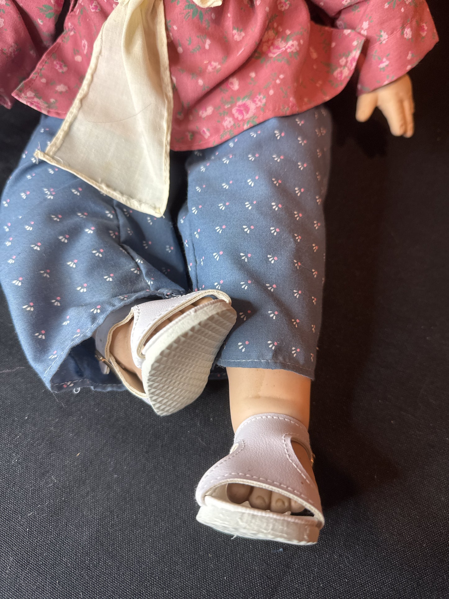 Asian Porcelain Doll with Baby Mei Mei Dynasty Doll 13" Tall 1989 With Shoes