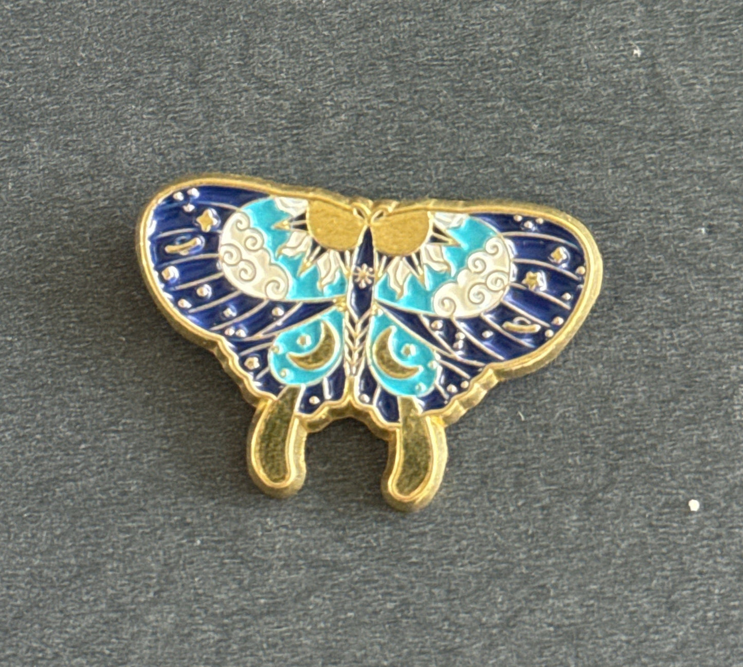 Gold Tone Costume Enamel Butterfly Moth Brooch Pin Purple Blue