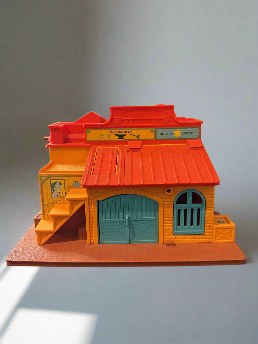 Vintage 1982 Fisher Price Little People Family Western Town 934 (Building Only)