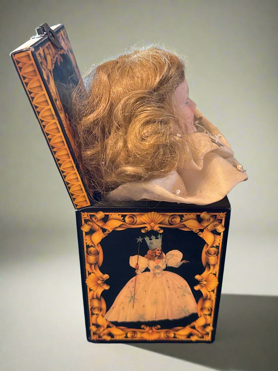 Glinda Action Musical Jack-In-The-Box Works Plays Tune Munchkinland Missing Hat