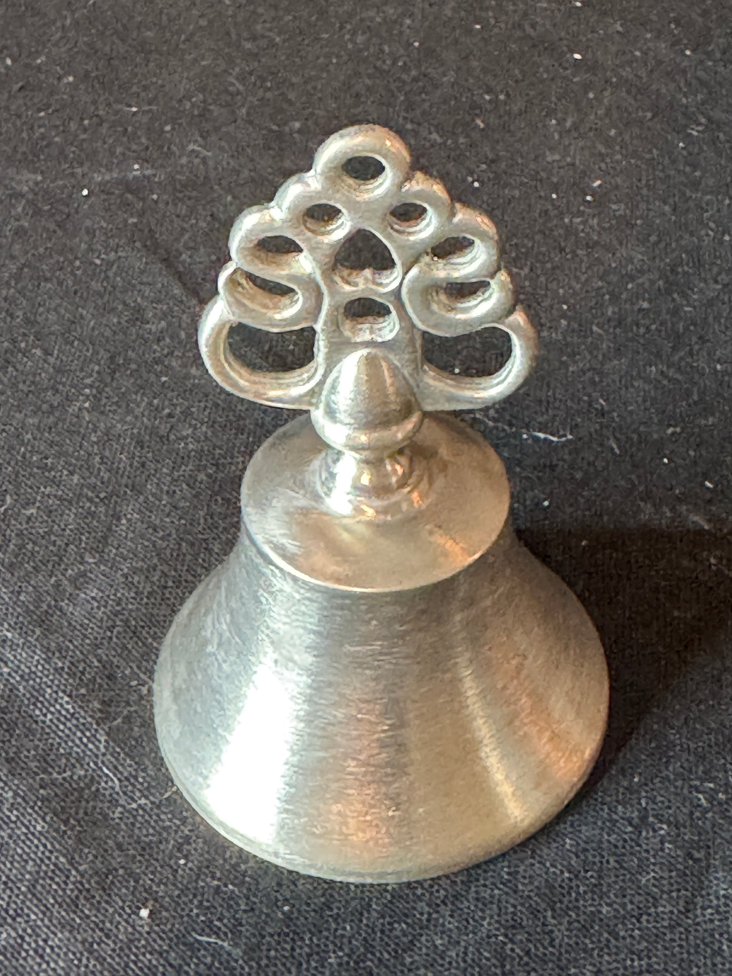 Vintage Woodbury Pewter Silver Dinner Bell Ornate Bell lTop Silver 3.5" Heavy