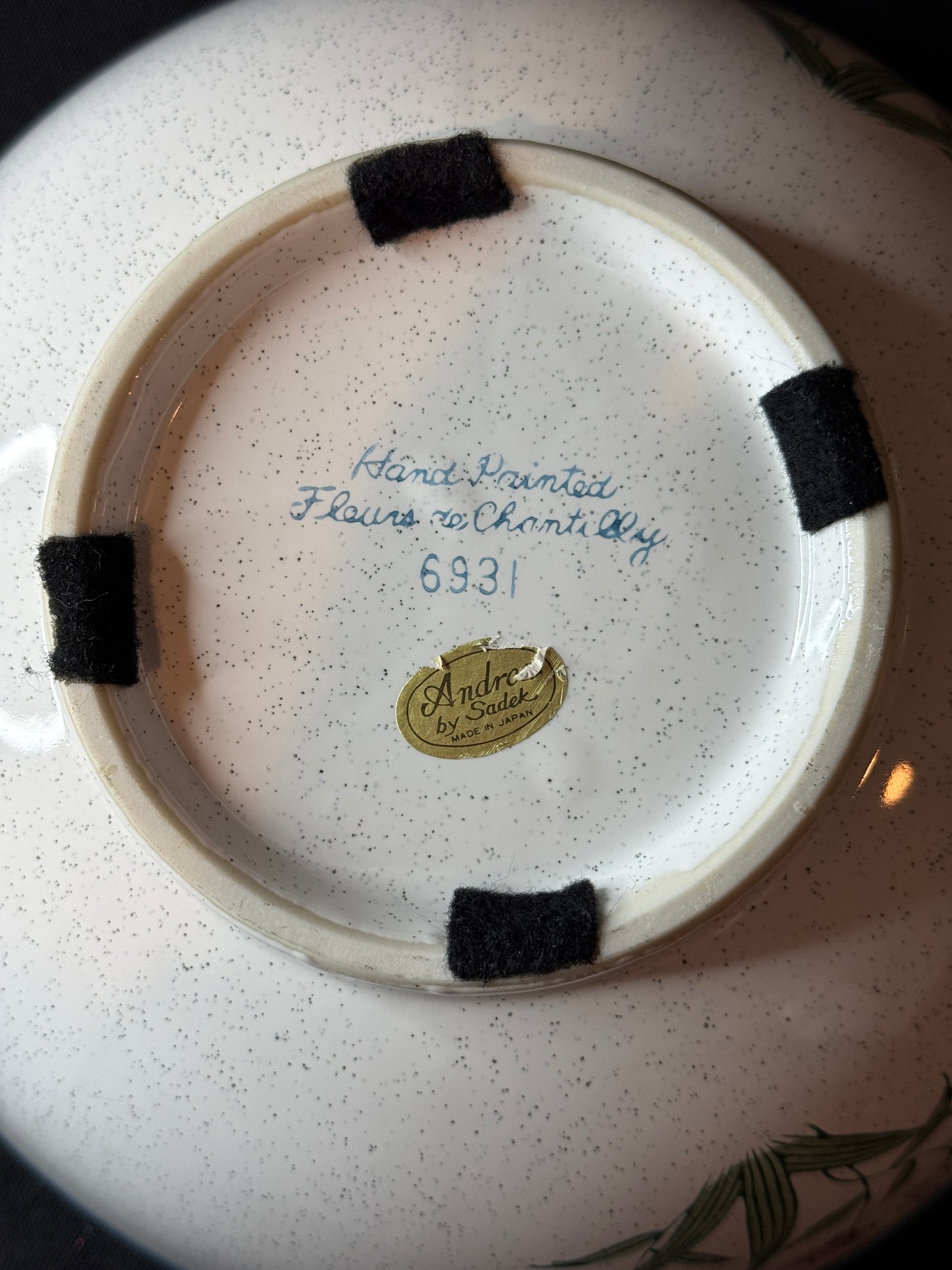 Andrea by Sadek Fleurs de Chantilly 9" Hand Painted Serving Bowl 6931 Excellent Condition