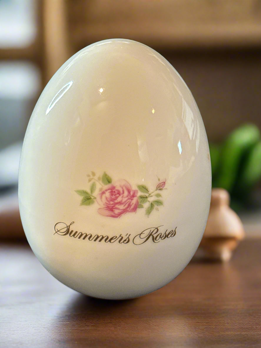 Beautiful Vintage 1988 Avon 3" Porcelain Easter Egg Summer's Roses Excellent Condition