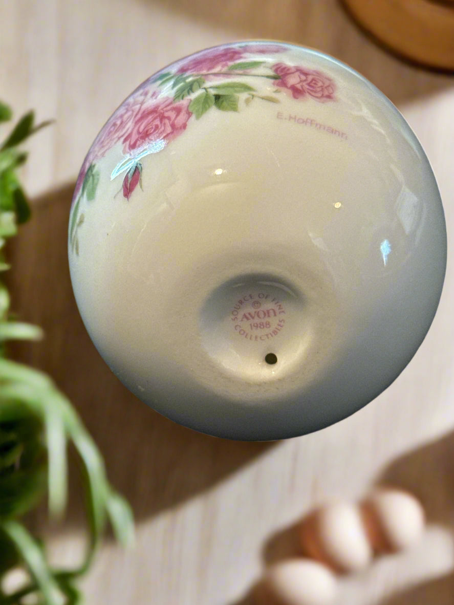 Beautiful Vintage 1988 Avon 3" Porcelain Easter Egg Summer's Roses Excellent Condition