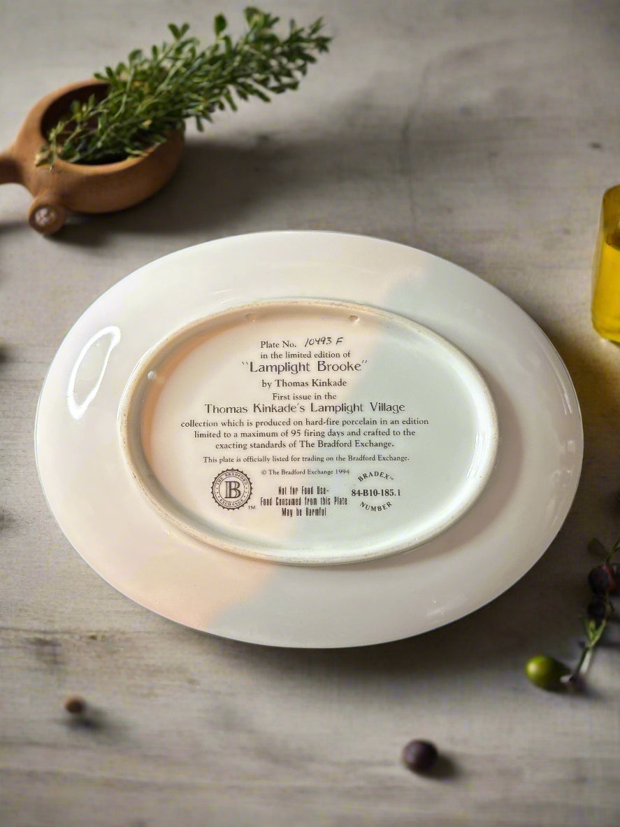 Vintage Thomas Kinkade Limited Edition "Lamplight Brooke" Collectible Plate 1994 8.75" Wide