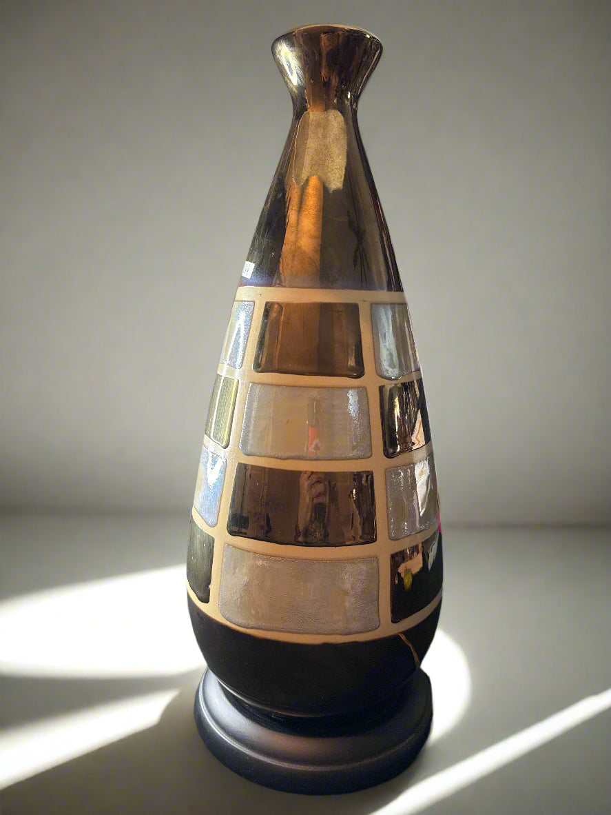 Mid Century Porcelain Shiny Brass Color Iridescent White Checkered Lamp With Shade