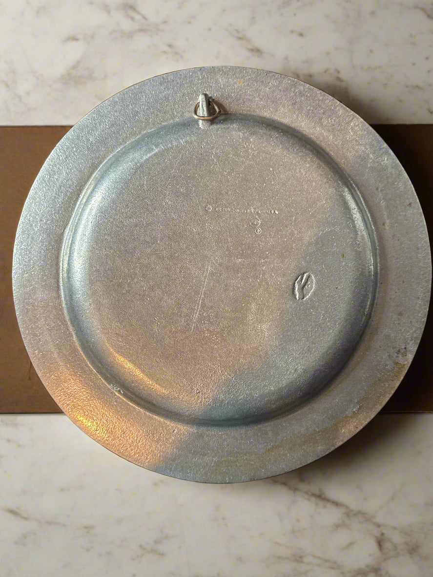 Vintage 1985 Wilton Columbia Armetale Gathering The Greens Pewter Christmas Plate 11" Wide