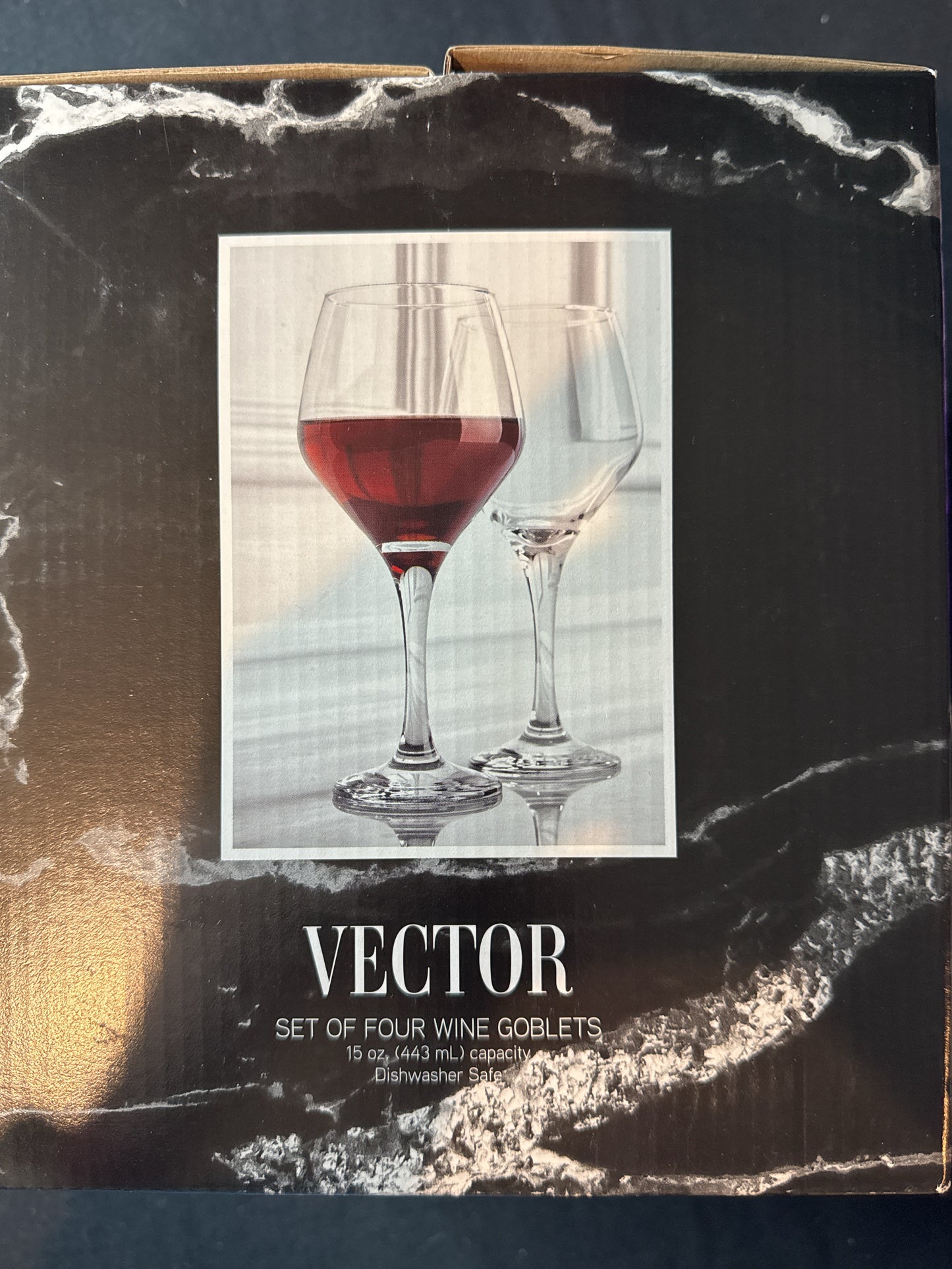 Set of 4 Vector Wine Goblets 15oz Dishwasher Safe New in Box