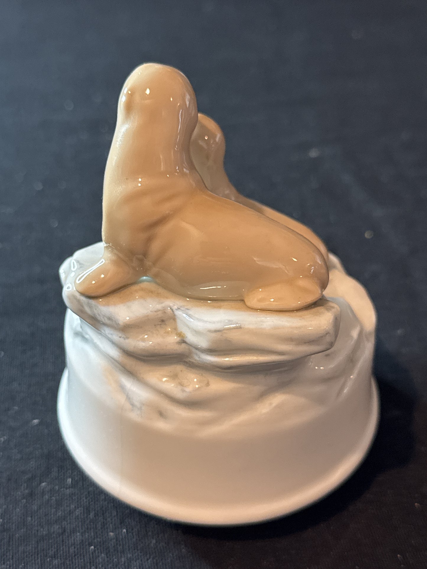 Vintage Porcelain Otagiri Music Box Features 2 Baby Seals Tune is You Are My Sunshine 4.75"