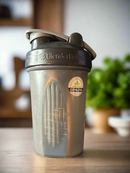 Classic Shaker Bottle from Blender Bottle 4.5" Tall 20oz New
