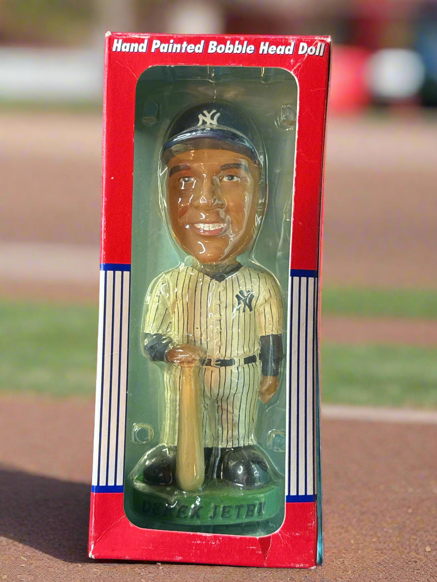 2001 Bobble Dobbles New York Yankees Derek Jeter Hand Painted Bobblehead New in Box