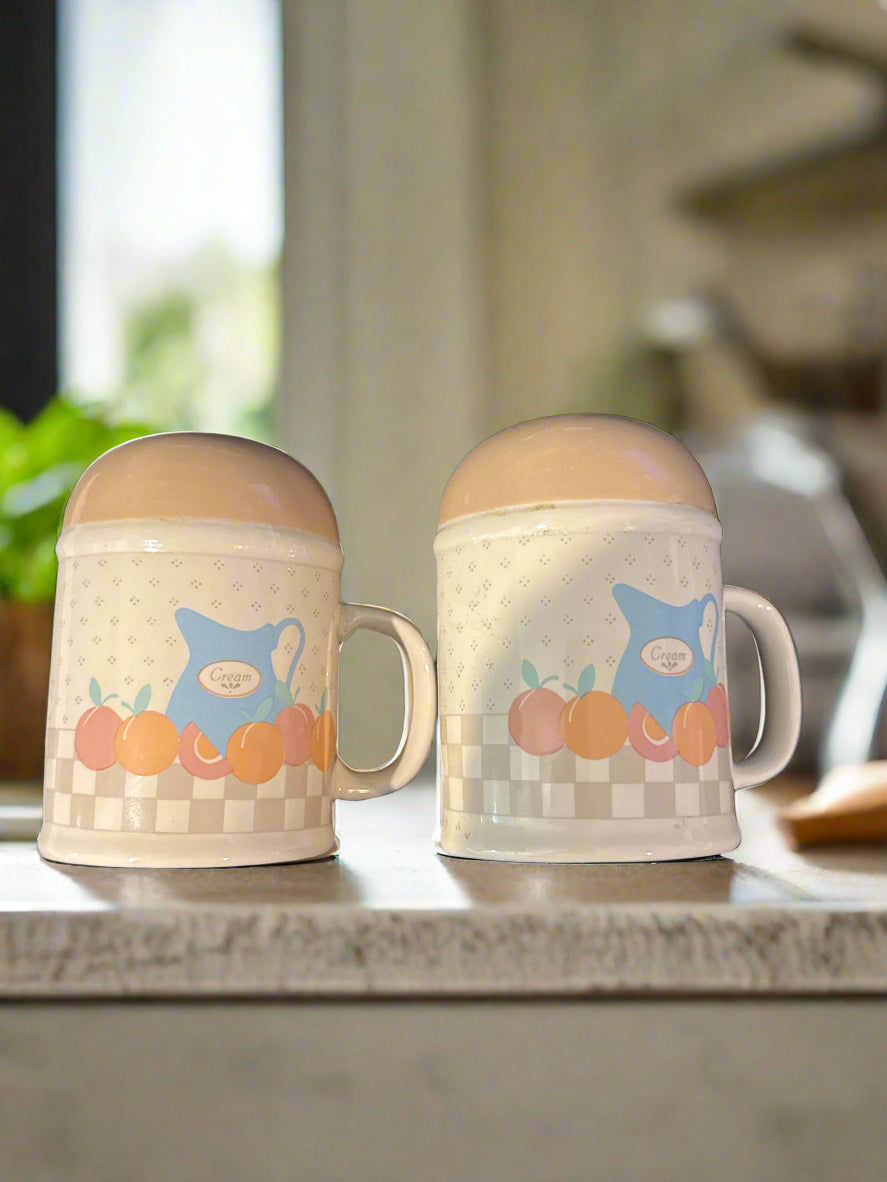 Decorative Fancy Kitchen Salt & Pepper Shakers Mary Wilkins Kelly Stamp on Bottom 4.5" Tall