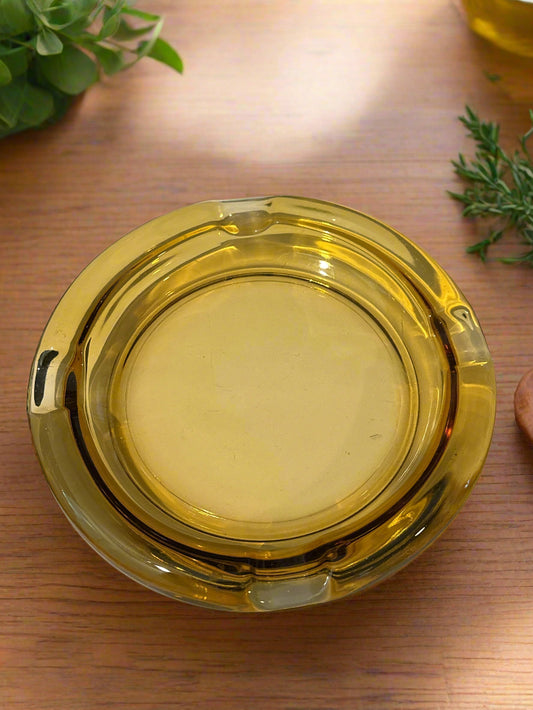Vintage 1960s - 70s Amber Glass Round 8" Cigar Ashtray Tobacco Retro Clean