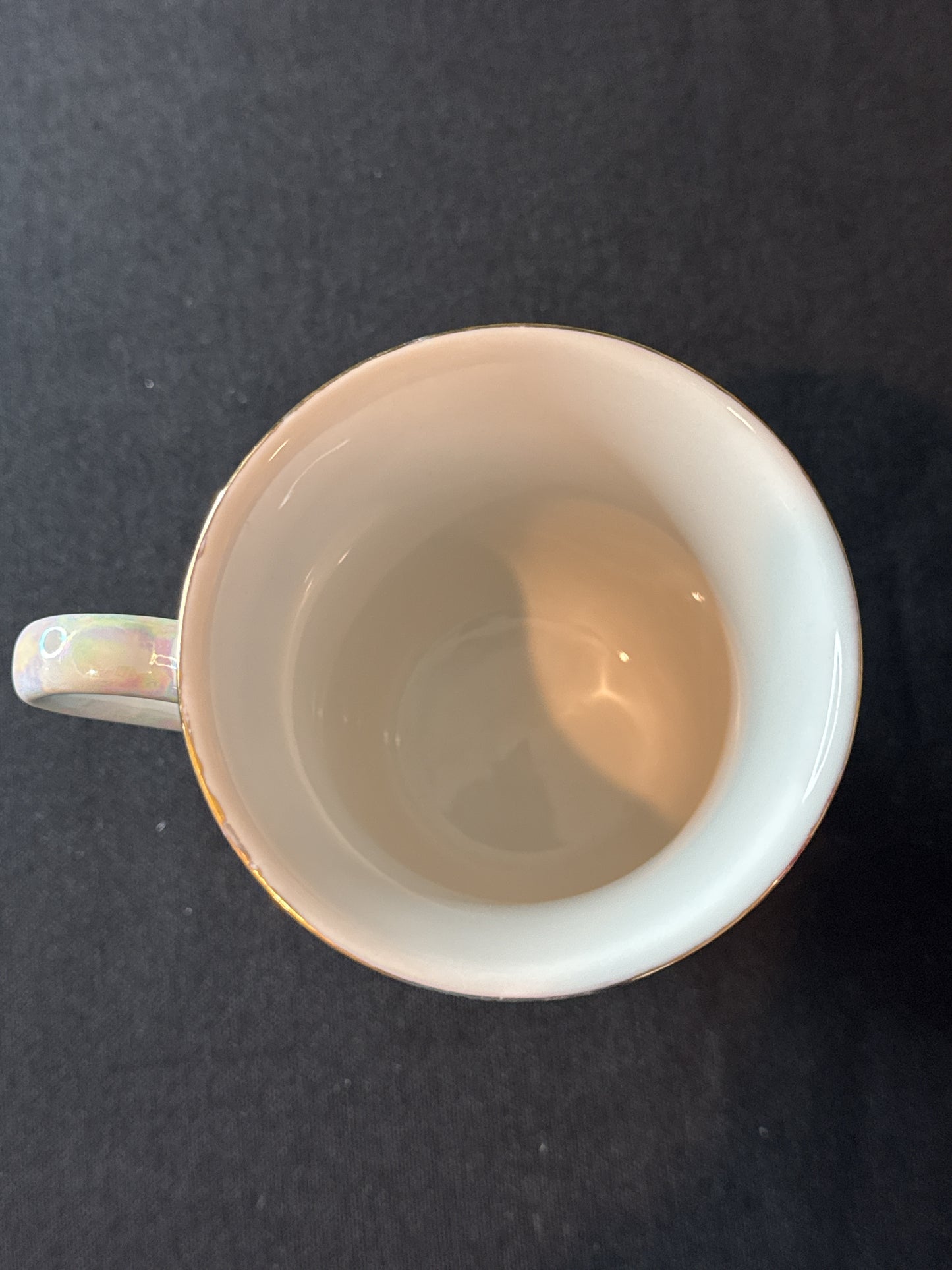 Vintage Opalescence Souvenir Coffee Mug Cup Tea Cup Beach Scene 4 5/8" Tall