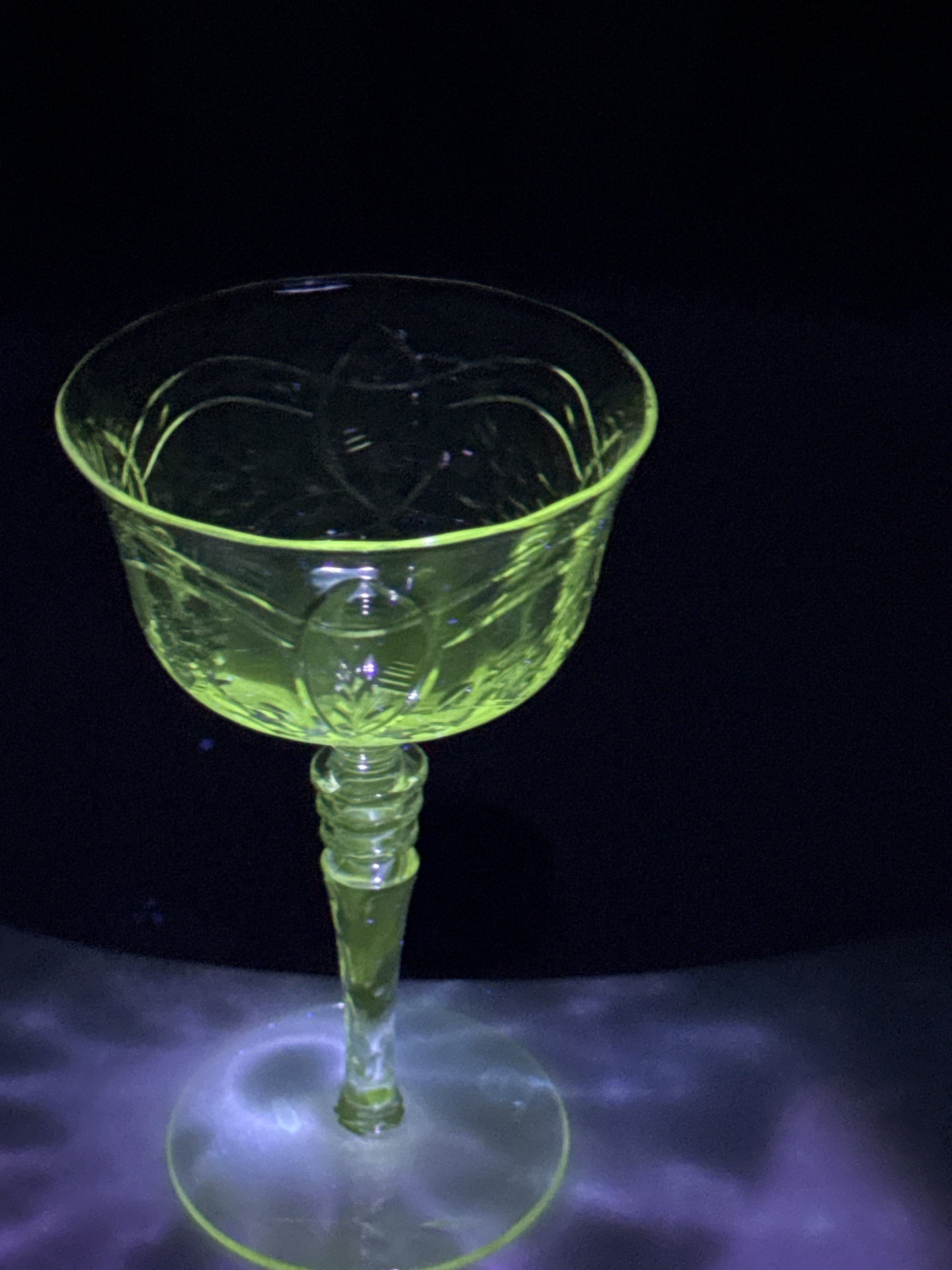Rock Sharpe 2009-9 Pattern Champagne Tall Sherbert Glass 5 7/8" Tall Glows