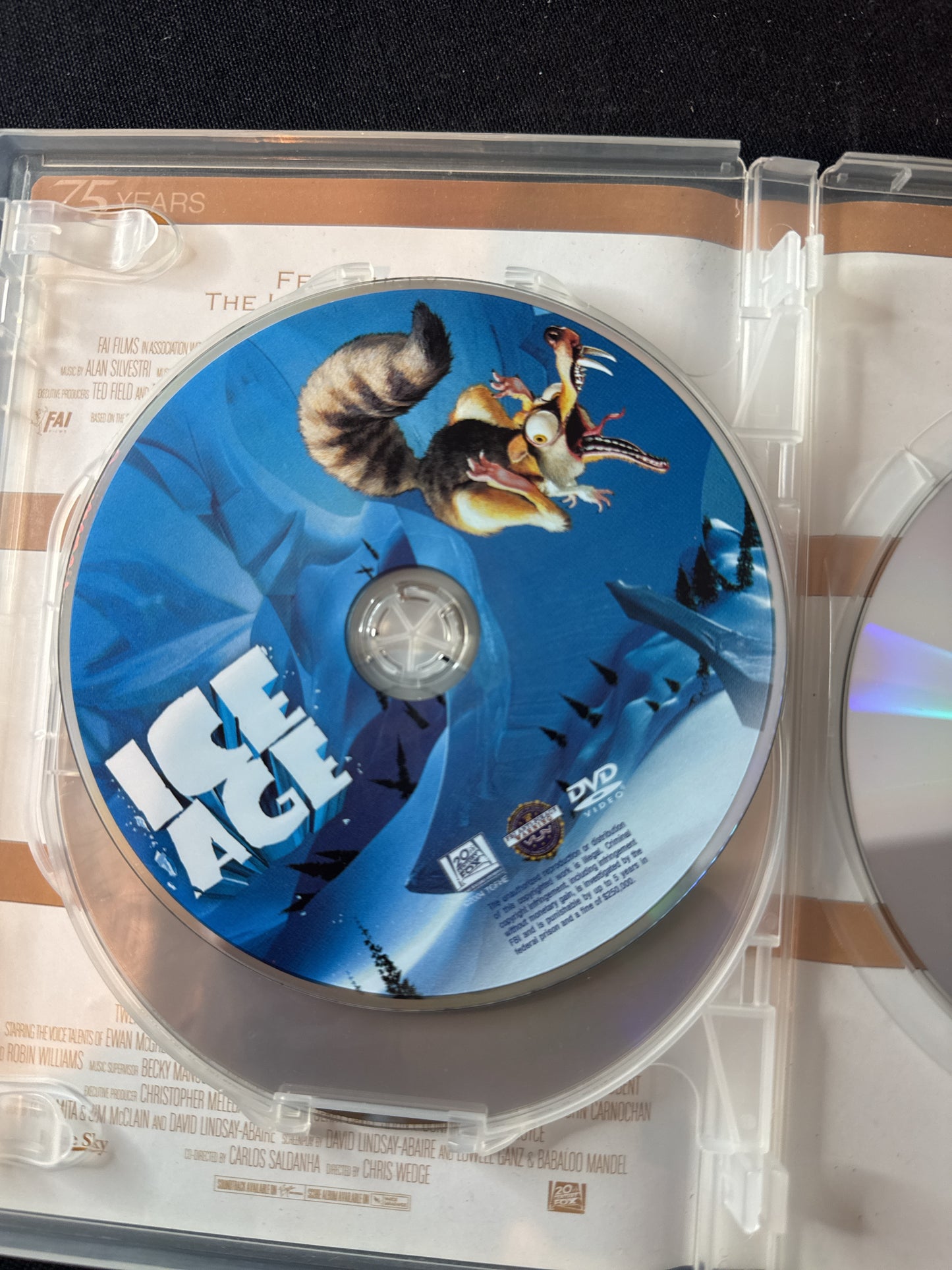 Triple Feature Ferngully The Last Rainforest, Ice Age, Robots DVDs