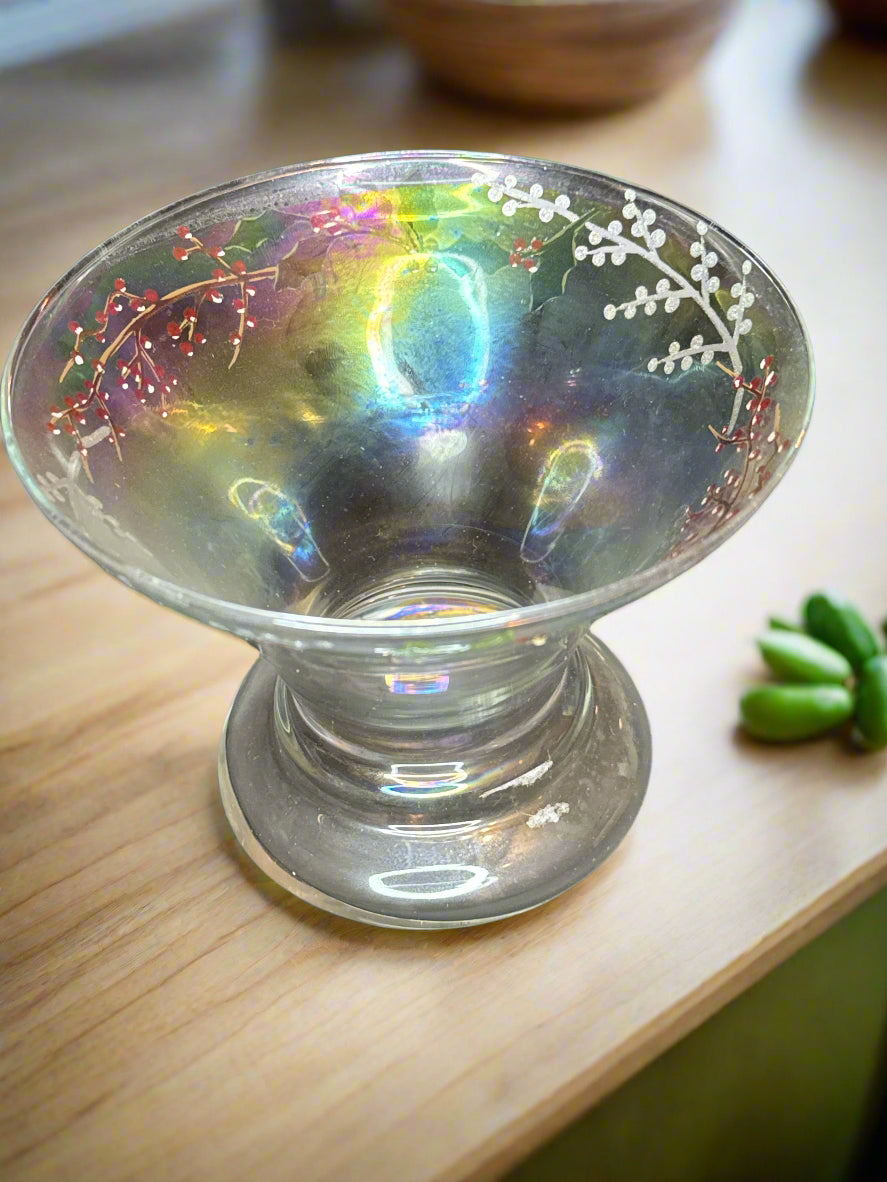 Bath & Body Works - Christmas Ivy and Hollyberries Iridescent Glass Bowl Vase