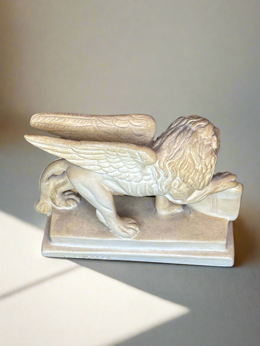 Lion of St. Mark Sculpture G. Ruggeri Winged Lion Alabaster Venezia Rome