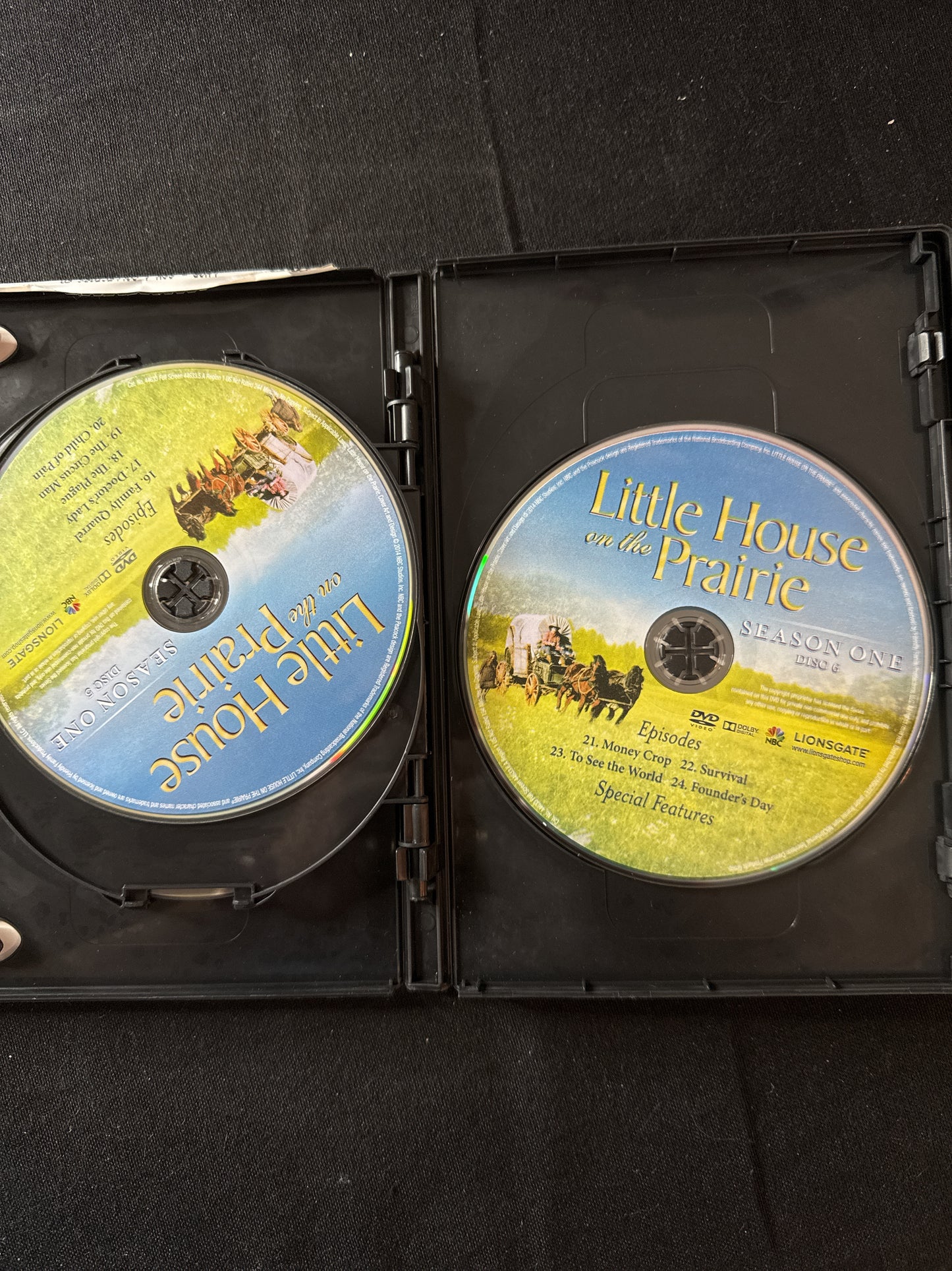 The Little House on the Prairie Season One & The Pilot Movie 6 DVD Set