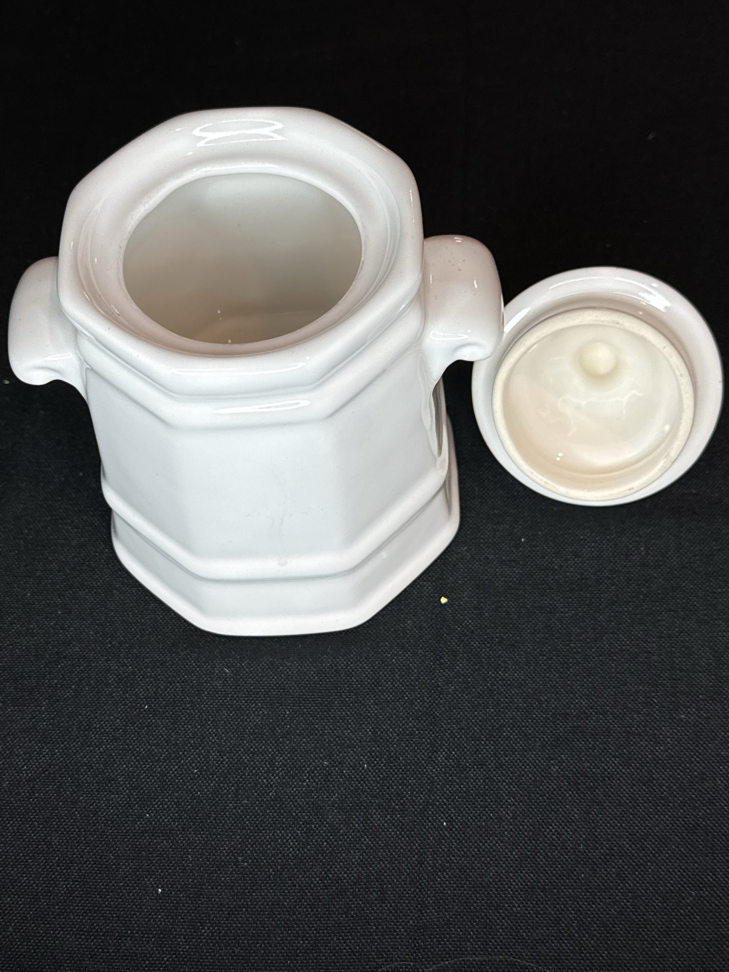 Vintage Pfaltzgraff Heritage White Stoneware Creamer and Sugar Bowl w/ Lid